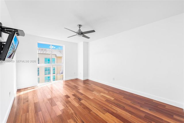 7270 SW 88th St B519, Miami, FL 33156