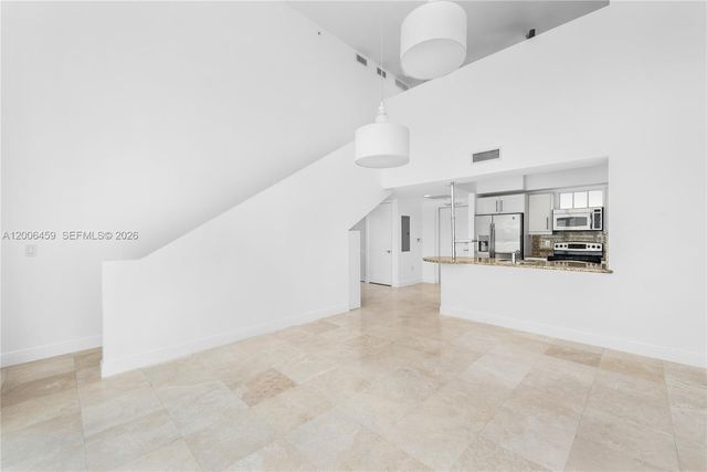 7270 SW 88th St B519, Miami, FL 33156