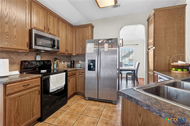 915 Mustang Trail, Harker Heights, TX 76548