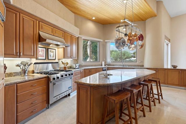 119 Tamit Place, Palm Desert, CA 92260