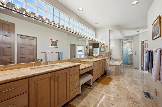 119 Tamit Place, Palm Desert, CA 92260