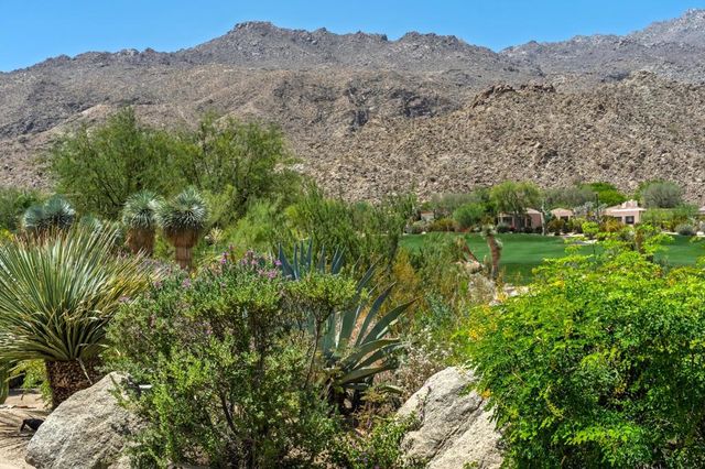 119 Tamit Place, Palm Desert, CA 92260