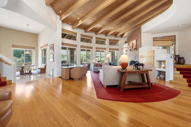 119 Tamit Place, Palm Desert, CA 92260