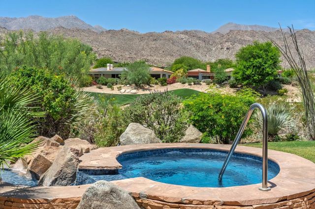 119 Tamit Place, Palm Desert, CA 92260
