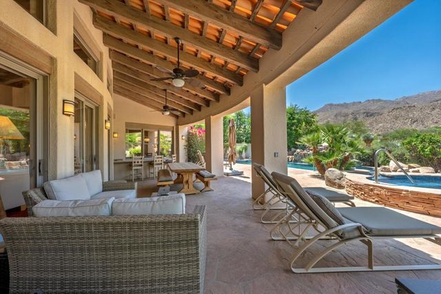 119 Tamit Place, Palm Desert, CA 92260