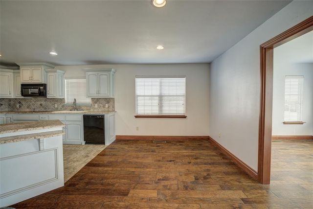 12900 Country Lane, Oklahoma City, OK 73165