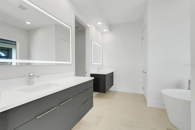 3048 KENSINGTON AVENUE, Davenport, FL 33837