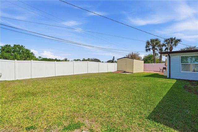 401 E Jasmine RD, Lehigh Acres, FL 33936