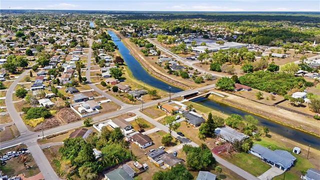 401 E Jasmine RD, Lehigh Acres, FL 33936