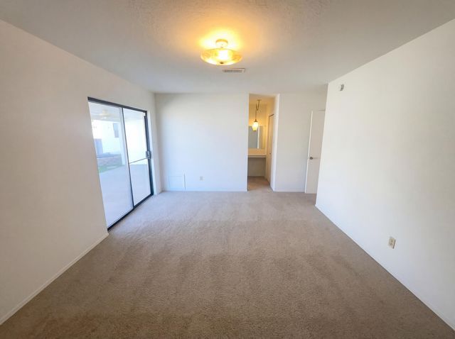 1229 Kirby Street NE, Albuquerque, NM 87112