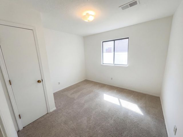 1229 Kirby Street NE, Albuquerque, NM 87112