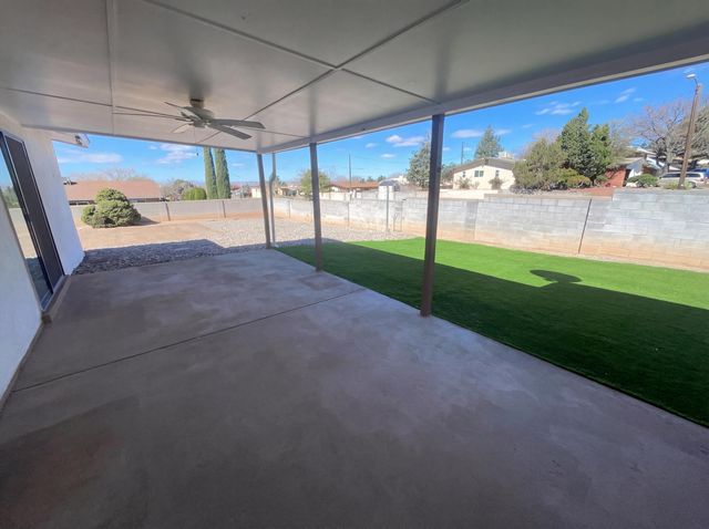 1229 Kirby Street NE, Albuquerque, NM 87112