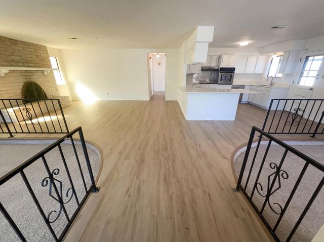 1229 Kirby Street NE, Albuquerque, NM 87112