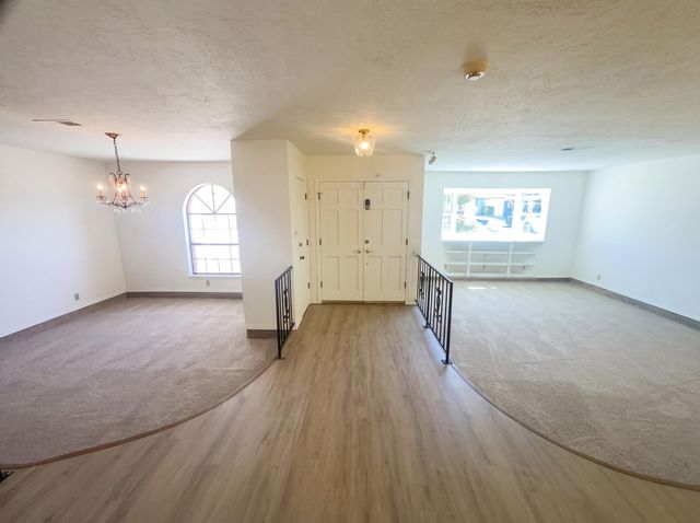 1229 Kirby Street NE, Albuquerque, NM 87112