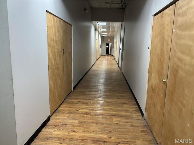 2816 Chippewa, St Louis, MO 63118