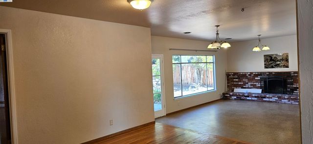 41772 Chadbourne Dr, Fremont, CA 94539