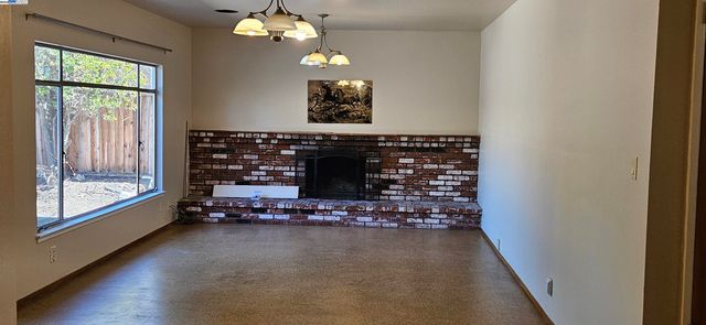 41772 Chadbourne Dr, Fremont, CA 94539