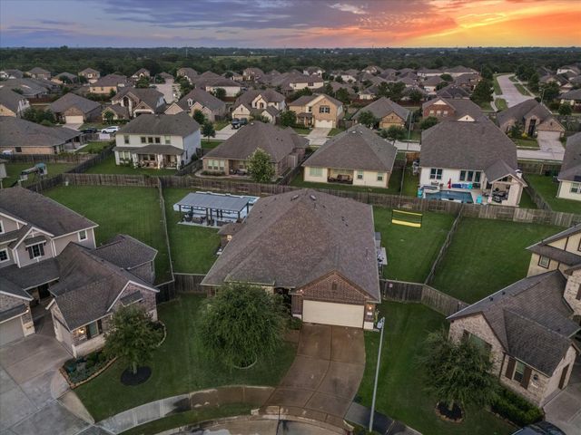 26102 Pond Lily Circle, Richmond, TX 77406