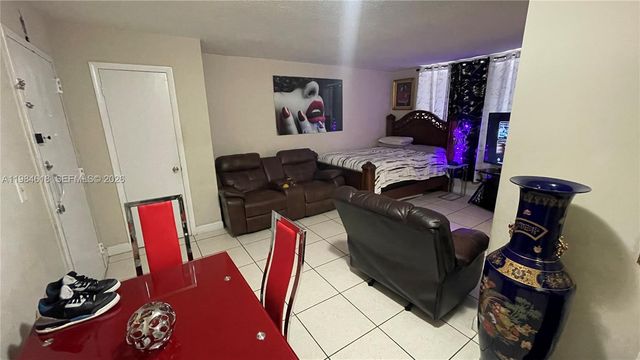 1805 W 56th Street 113, Hialeah, FL 33012