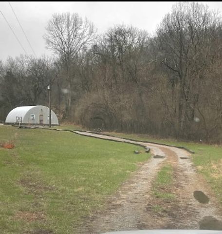 151 Oak Ln, Pulaski, TN 38478