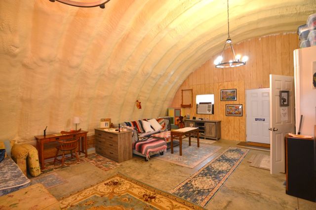 151 Oak Ln, Pulaski, TN 38478