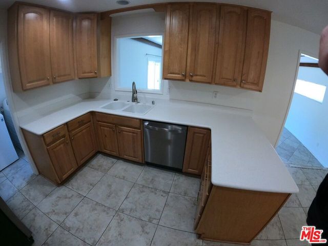 5421 Hendricksen Drive, Huntington Beach, CA 92649
