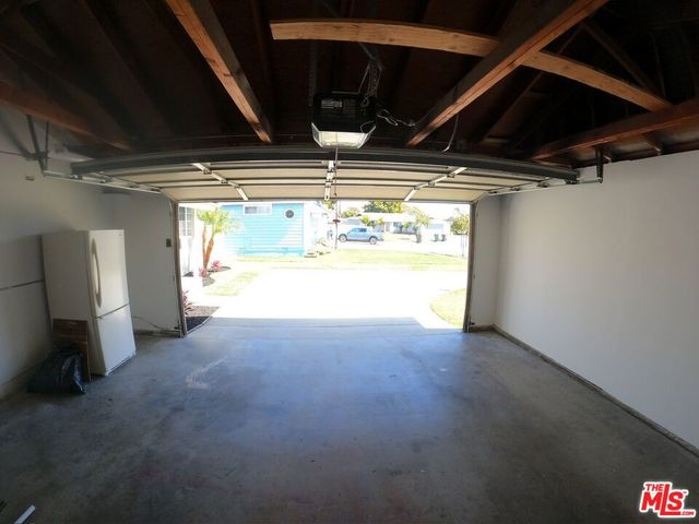 5421 Hendricksen Drive, Huntington Beach, CA 92649