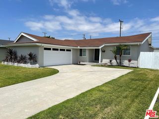 5421 Hendricksen Drive, Huntington Beach, CA 92649