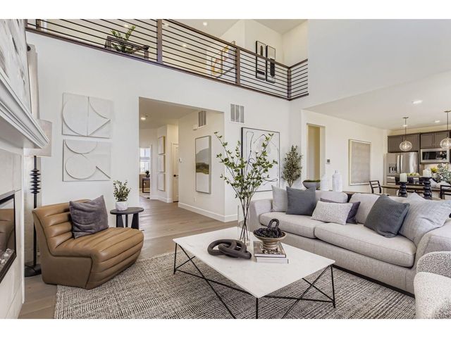 185 Buckwheat Ln, Berthoud, CO 80513