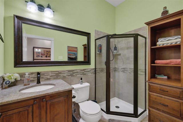 2611 WESTVIEW DR, Canyon Lake, TX 78133