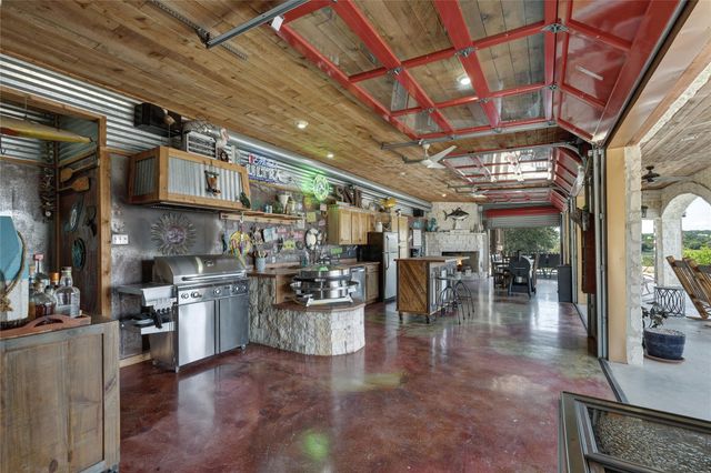 2611 WESTVIEW DR, Canyon Lake, TX 78133