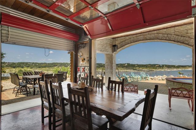 2611 WESTVIEW DR, Canyon Lake, TX 78133