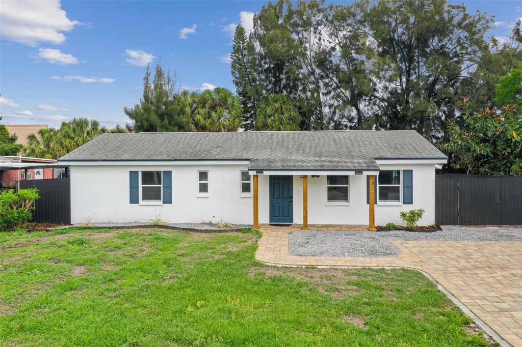 3905 W PAXTON AVENUE, Tampa, FL 33611