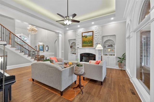 5510 Laurel Oak Drive, Suwanee, GA 30024