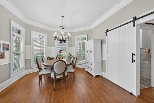 5510 Laurel Oak Drive, Suwanee, GA 30024