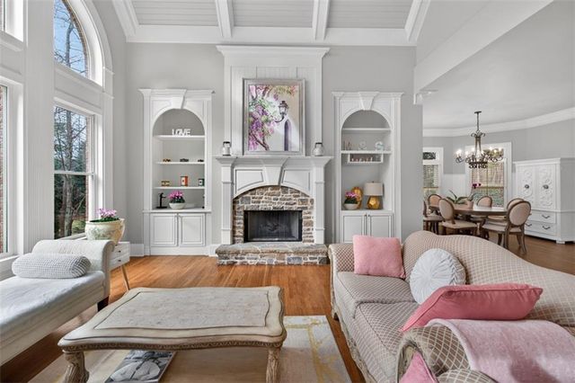 5510 Laurel Oak Drive, Suwanee, GA 30024