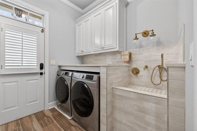 5510 Laurel Oak Drive, Suwanee, GA 30024