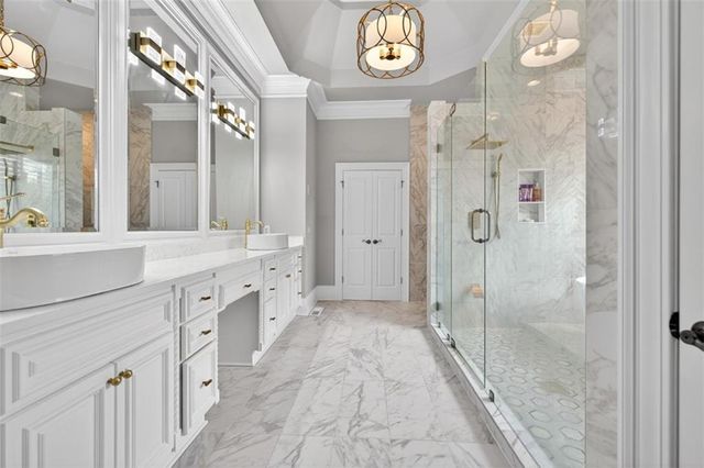 5510 Laurel Oak Drive, Suwanee, GA 30024