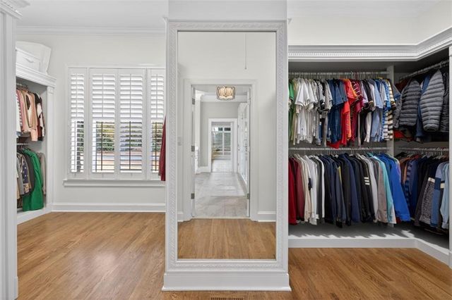 5510 Laurel Oak Drive, Suwanee, GA 30024