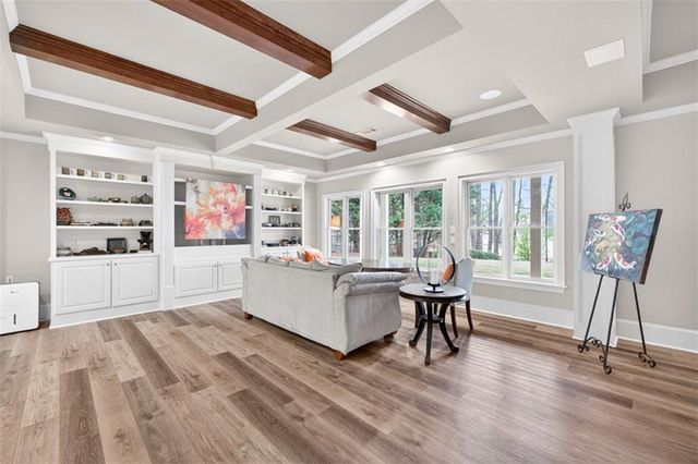 5510 Laurel Oak Drive, Suwanee, GA 30024