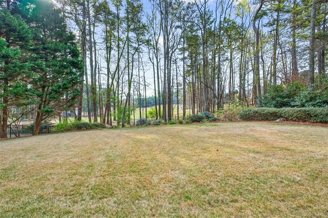 5510 Laurel Oak Drive, Suwanee, GA 30024