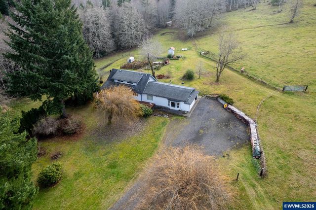 22726 Cedar Grove Rd, Clatskanie, OR 97016