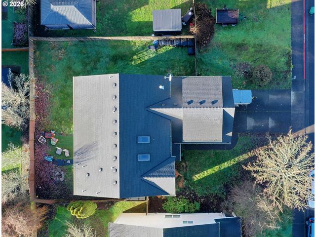 34050 Se Sturgeon St, Scappoose, OR 97056