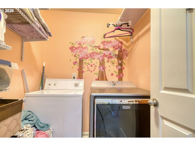 34050 Se Sturgeon St, Scappoose, OR 97056