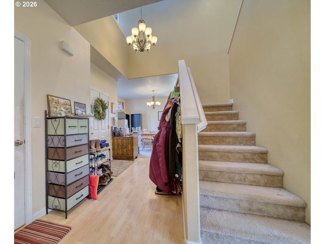 34050 Se Sturgeon St, Scappoose, OR 97056