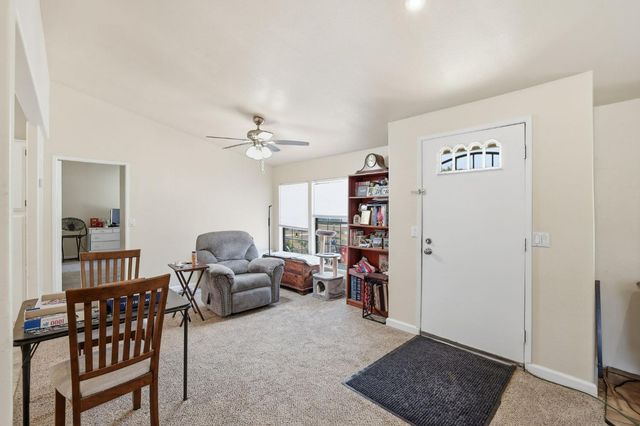 6 Blackberry Ct, Lodi, CA 95242