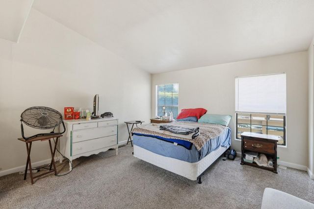 6 Blackberry Ct, Lodi, CA 95242