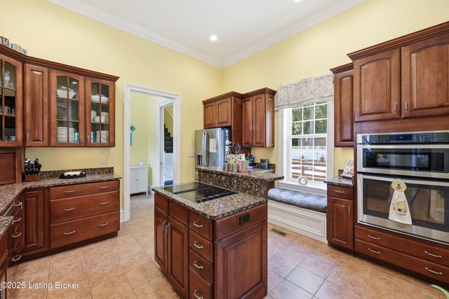 1725 Onan Rd, Frankfort, KY 40601