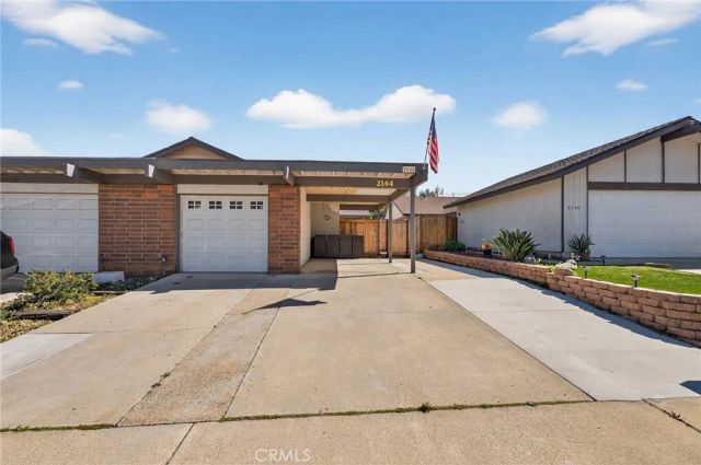 2144 Country Place, Escondido, CA 92026