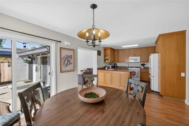 2144 Country Place, Escondido, CA 92026